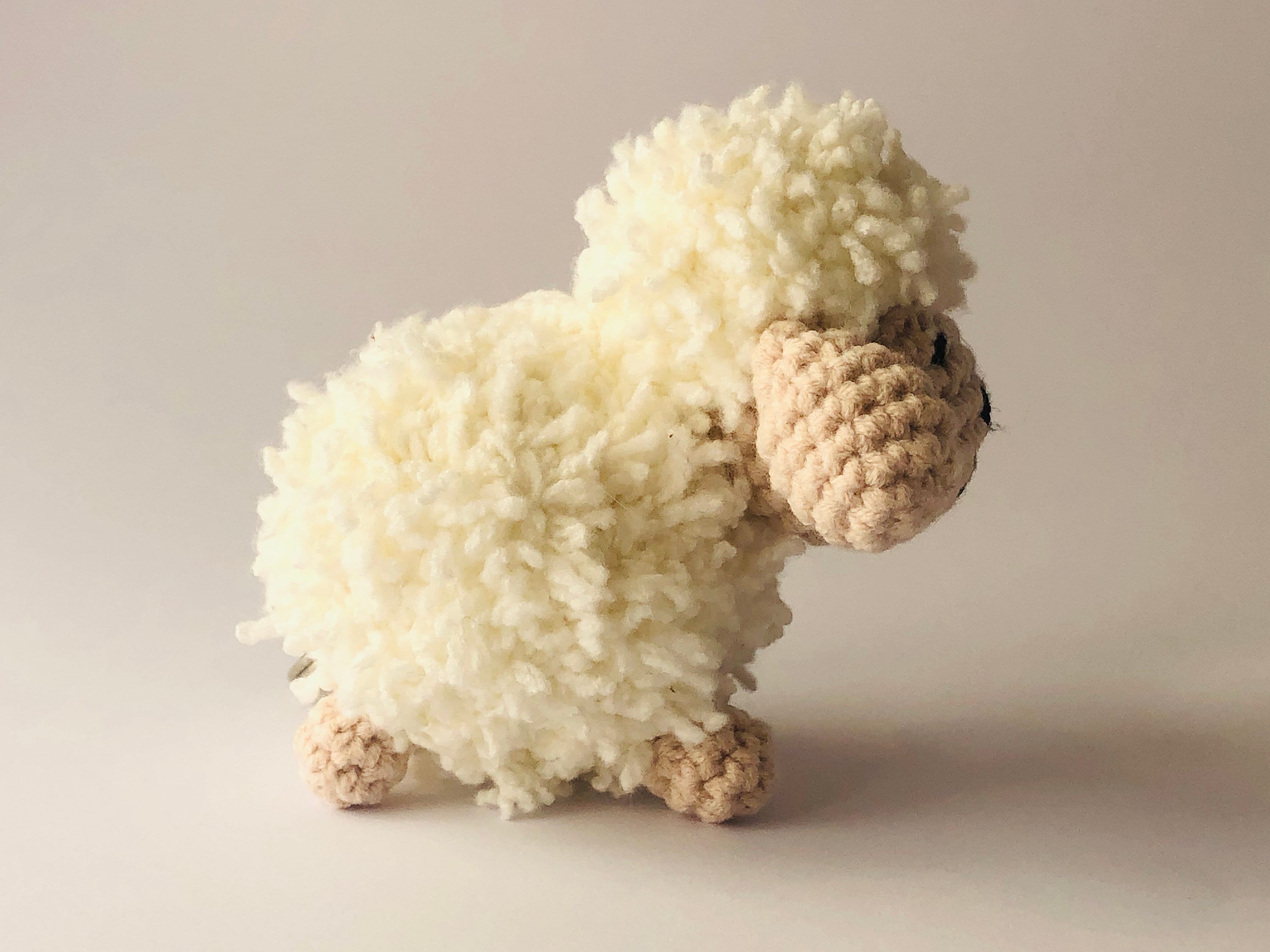 Sevimli Kuzu Anahtarlık & Çanta Charmı